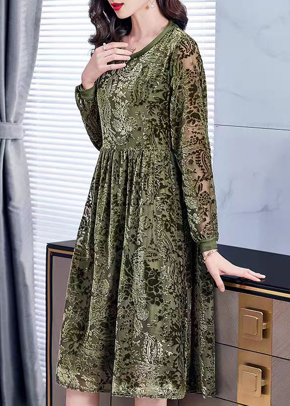 A Vintage Style Dress with Delicate Timeless Details