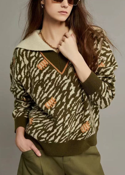 Beautifully Finished Sweater in a Timeless Design