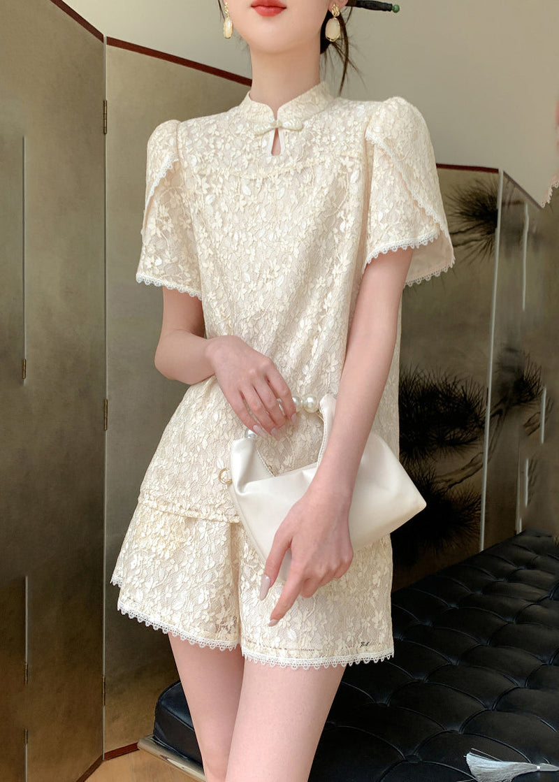 Effortlessly Elegant Shirt with a Timeless Design