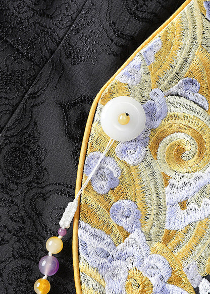 Beautifully Crafted Top in a Classic Style
