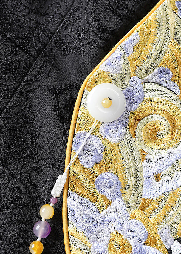 Beautifully Crafted Top in a Classic Style