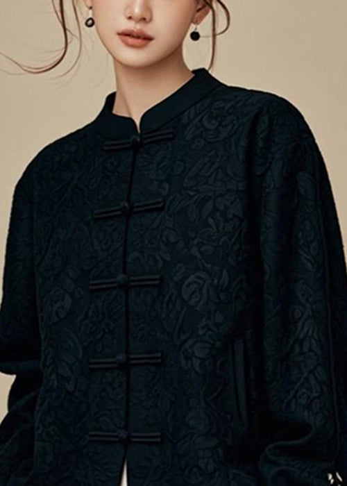 Beautifully Finished Coat in a Timeless Design