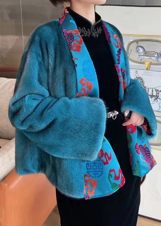Classic Vintage Coat with a Flattering Fit