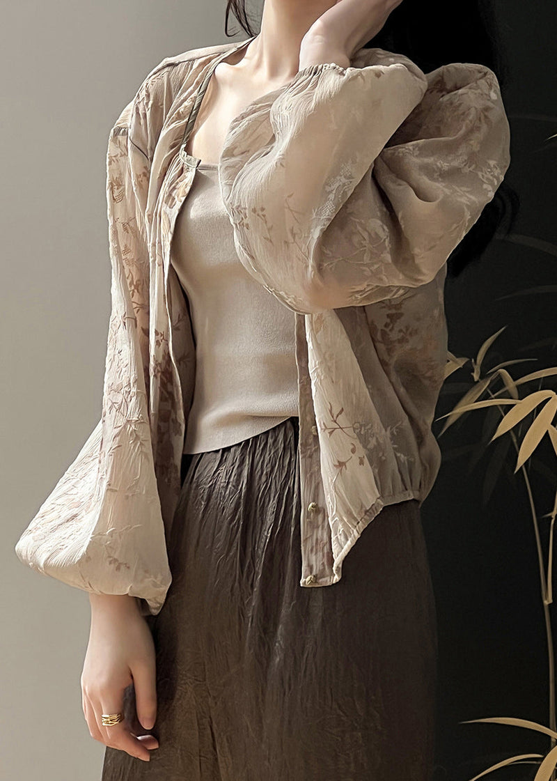 Beautifully Finished Coat in a Timeless Design