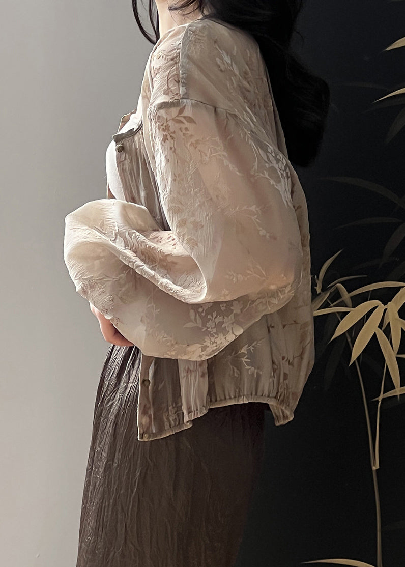 Beautifully Finished Coat in a Timeless Design