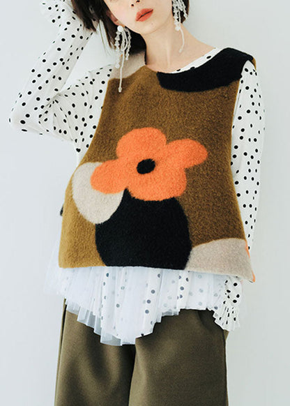 Gracefully Styled Coat for Any Occasion