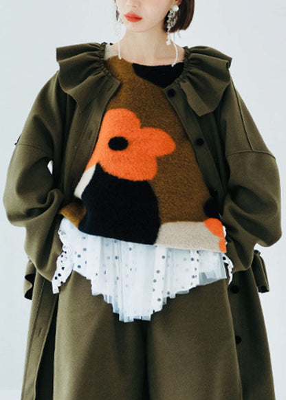 Gracefully Styled Coat for Any Occasion