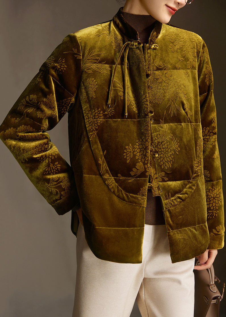 A Vintage Style Coat with Delicate Timeless Details