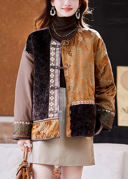 Beautifully Finished Coat in a Timeless Design