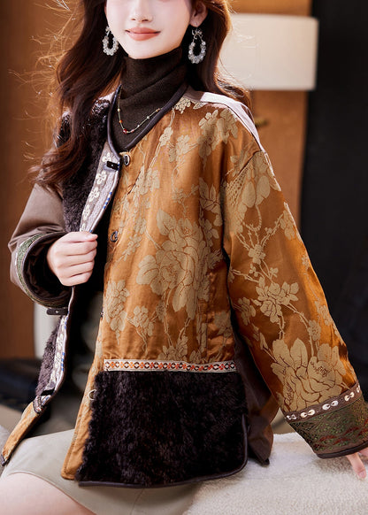 Beautifully Finished Coat in a Timeless Design