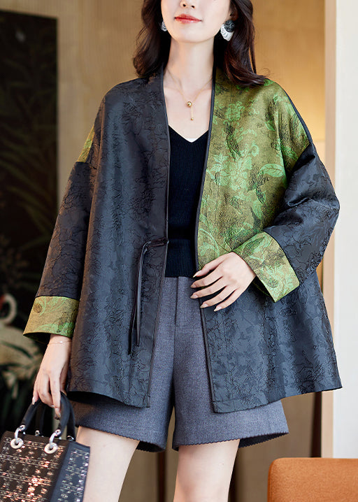 Elegantly Styled Coat for Everyday Wear
