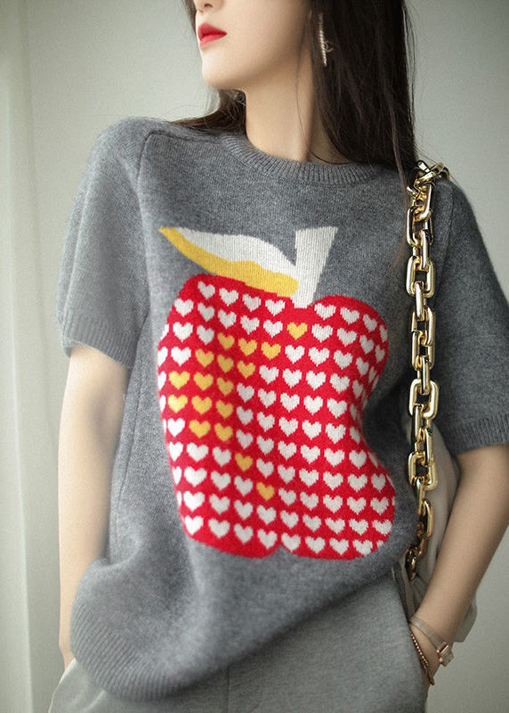 Elegantly Styled Pullover for Everyday Wear