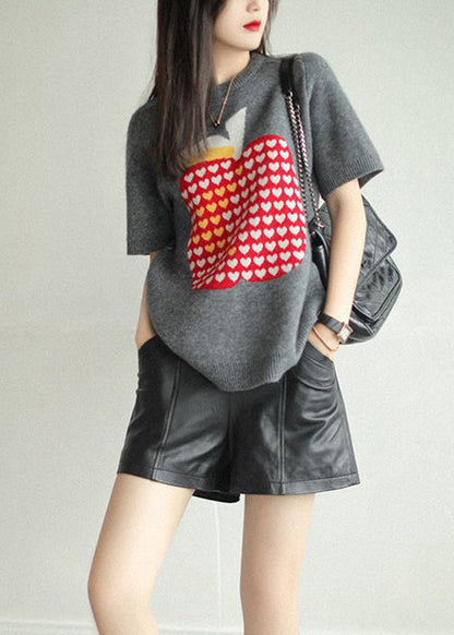 Elegantly Styled Pullover for Everyday Wear