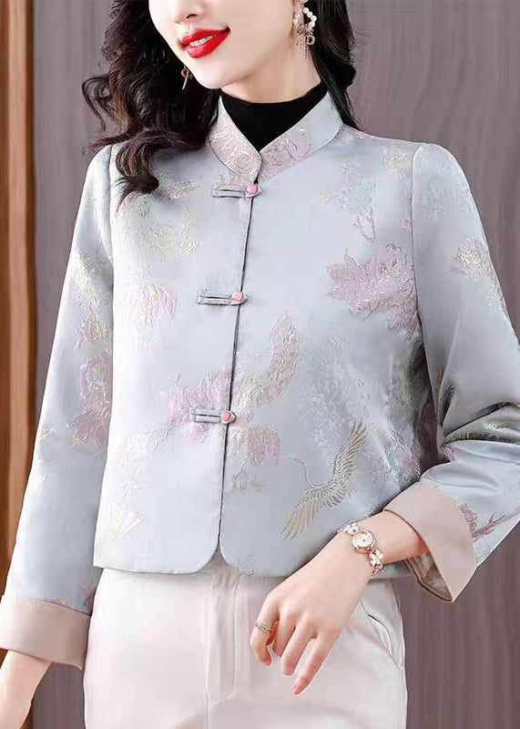 Well Tailored Coat with a Graceful Silhouette