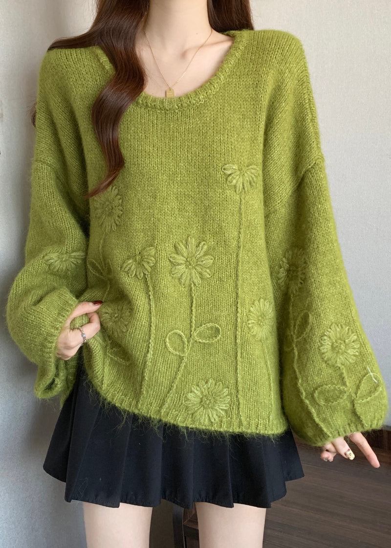 Gracefully Styled Sweater for Any Occasion