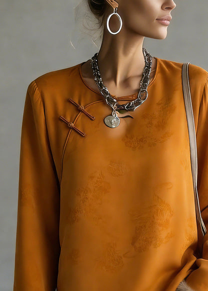 Classic Vintage Shirt with a Flattering Fit