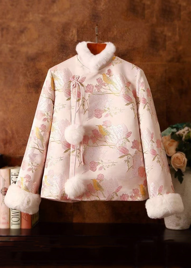 Gracefully Styled Coat for Any Occasion