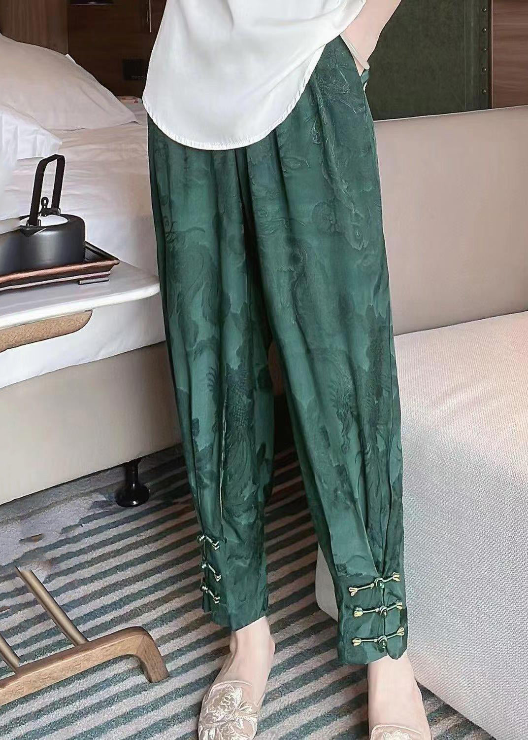 Polished Pants with an Effortless Classic Look