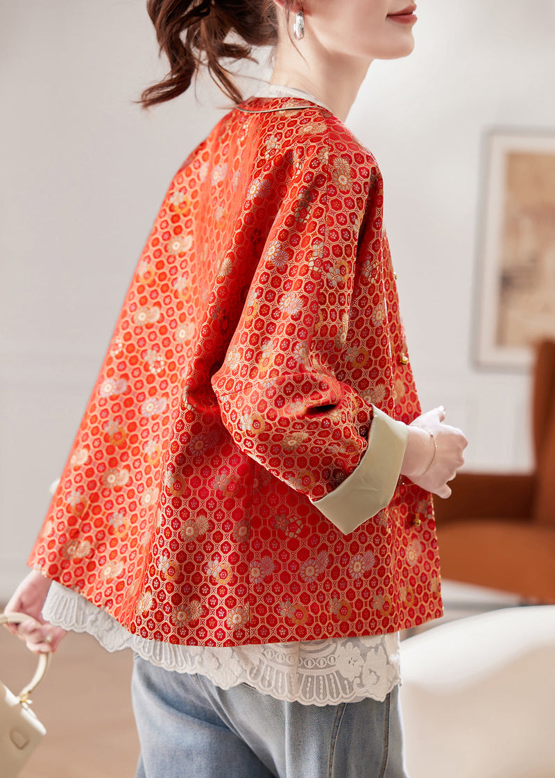 Well Tailored Coat with a Graceful Silhouette