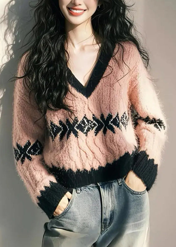 Beautifully Finished Sweater in a Timeless Design