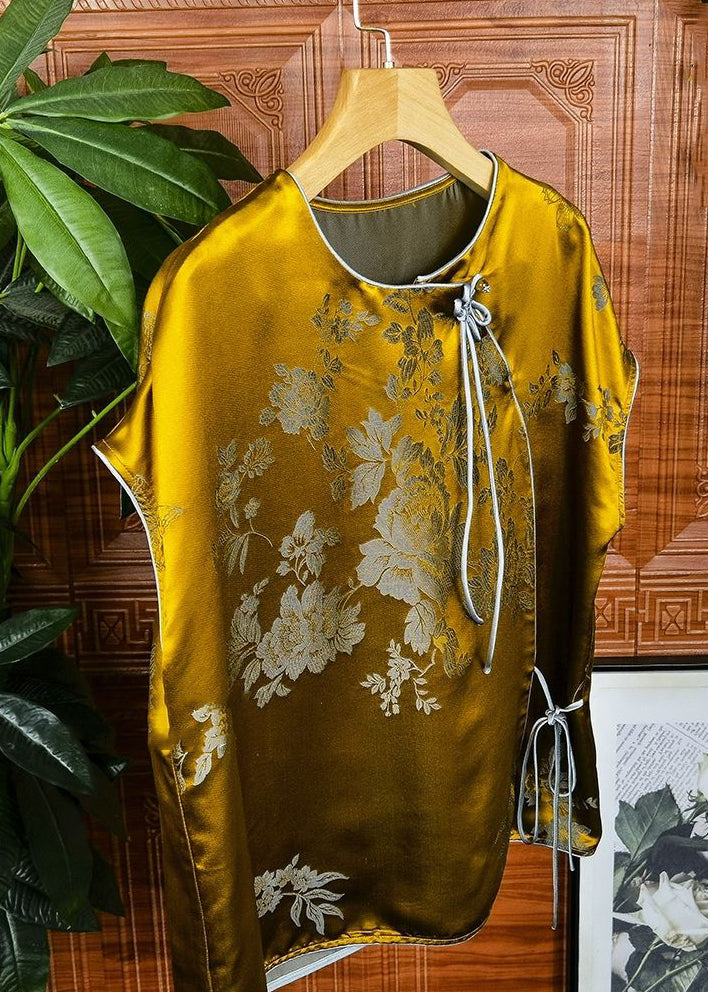 Classic Vintage & Enduringly Stylish Top