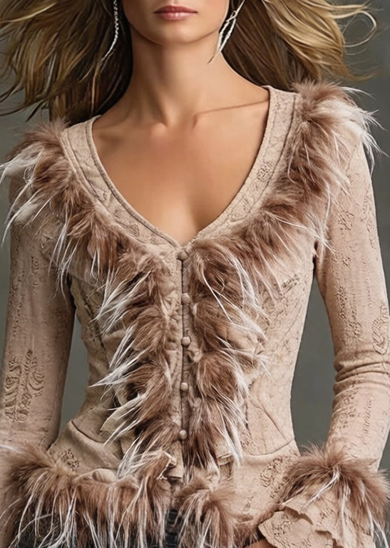 Effortlessly Elegant Blouse with a Timeless Design