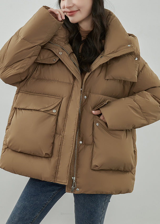 Well Tailored Coat with a Graceful Silhouette