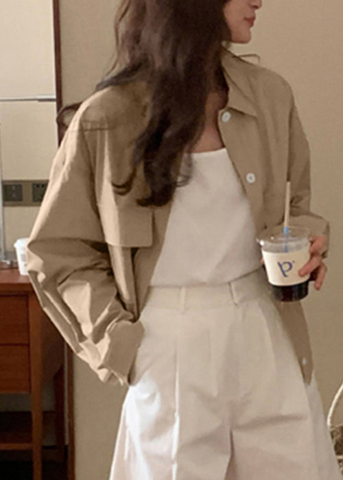 Elegantly Styled Coat for Everyday Wear