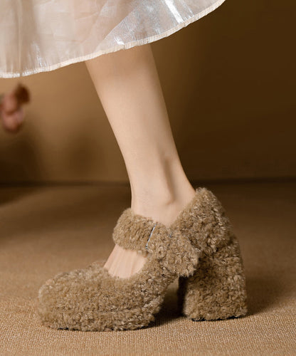 Chic Orthopedic Heels with Unique Design