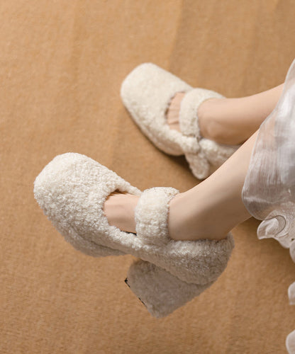 Chic Orthopedic Heels with Unique Design