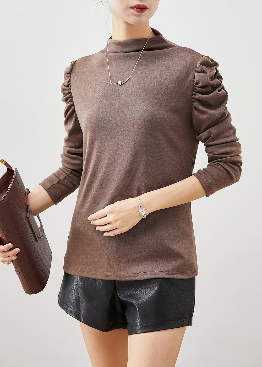 Beautifully Finished Shirt in a Timeless Design