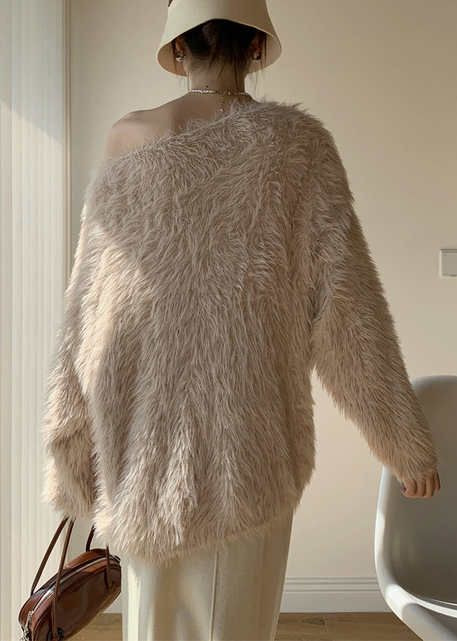 Beautifully Crafted Sweater in a Classic Style