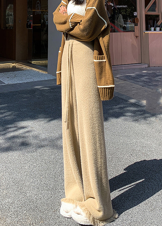 Effortlessly Elegant Garment with a Timeless Design