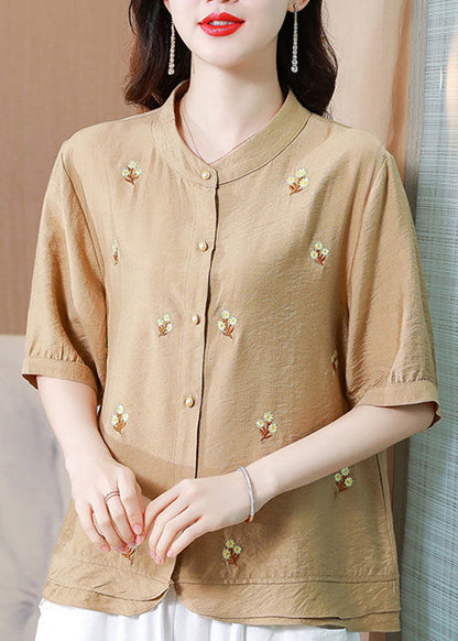 Beautifully Crafted Blouse in a Classic Style