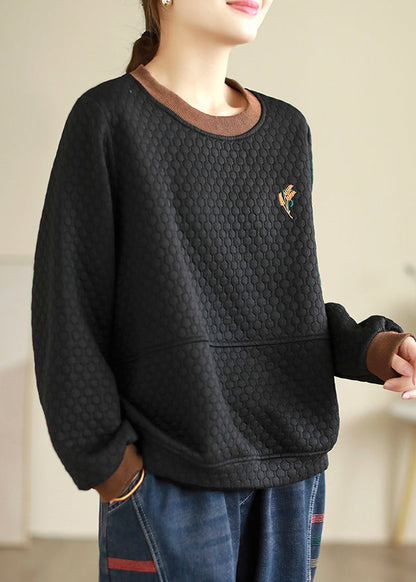Elegantly Styled Pullover for Everyday Wear