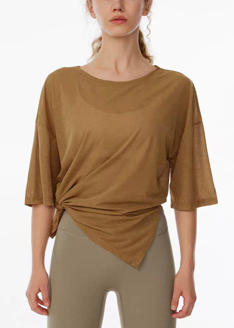 Well Tailored Top with a Graceful Silhouette