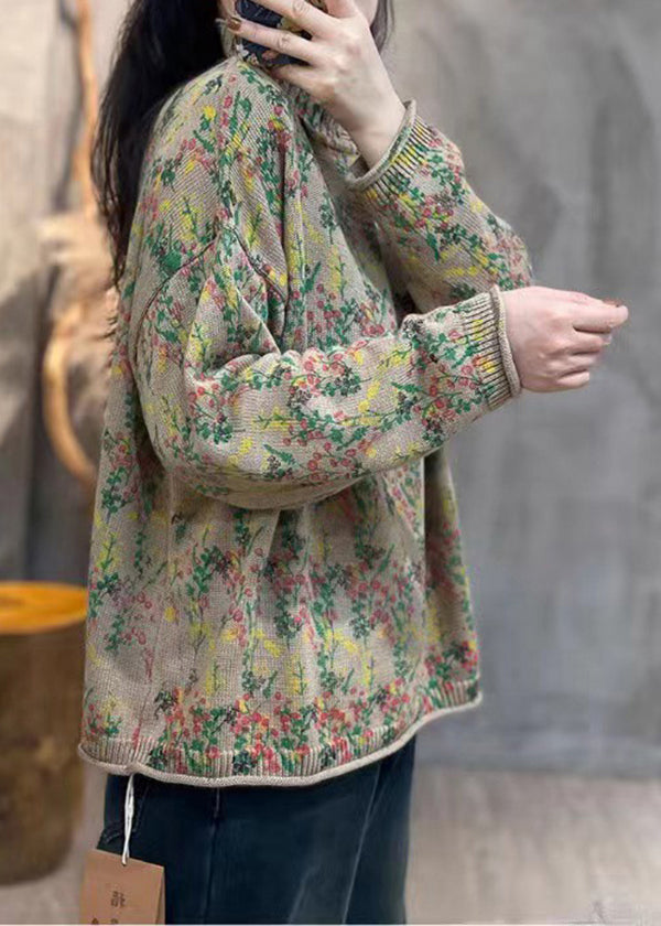 Effortlessly Elegant Sweater with a Timeless Design