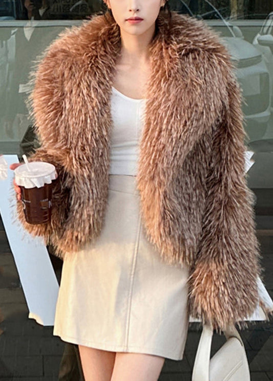 Classic Vintage & Enduringly Stylish Coat