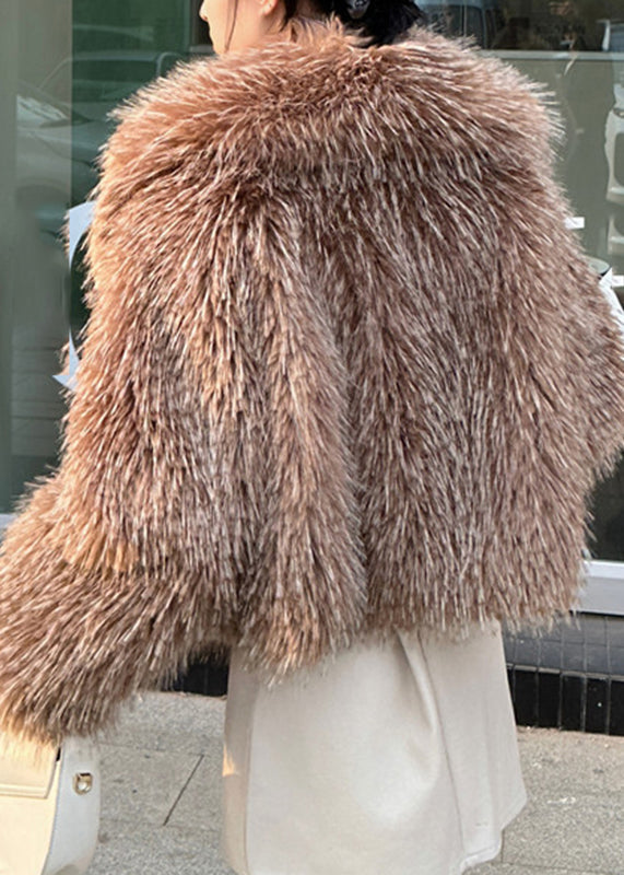 Classic Vintage & Enduringly Stylish Coat