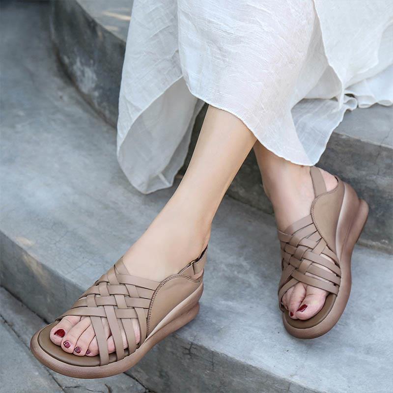 Graceful Orthopedic Sandals for Modern Look