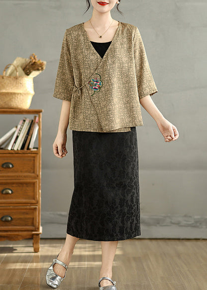 Effortlessly Elegant Blouse with a Timeless Design