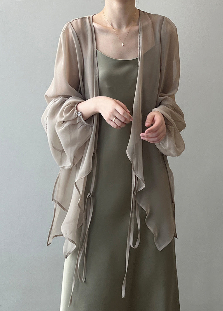 Classic Vintage Cardigan with a Flattering Fit