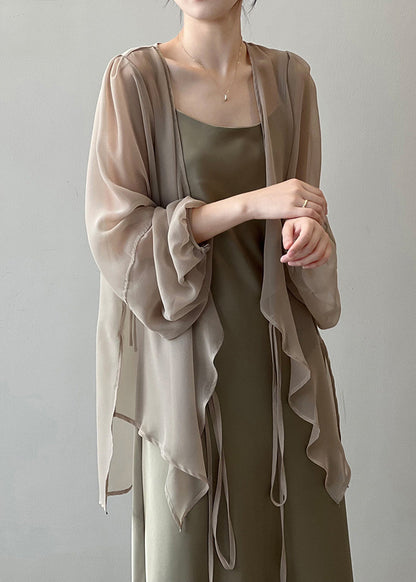 Classic Vintage Cardigan with a Flattering Fit