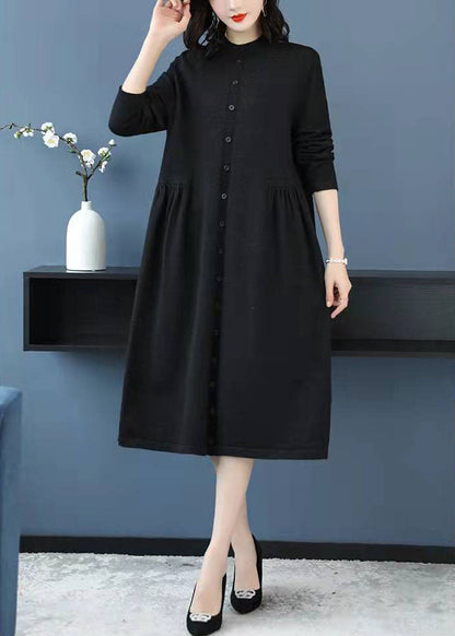 Classic Vintage Sweater with a Flattering Fit