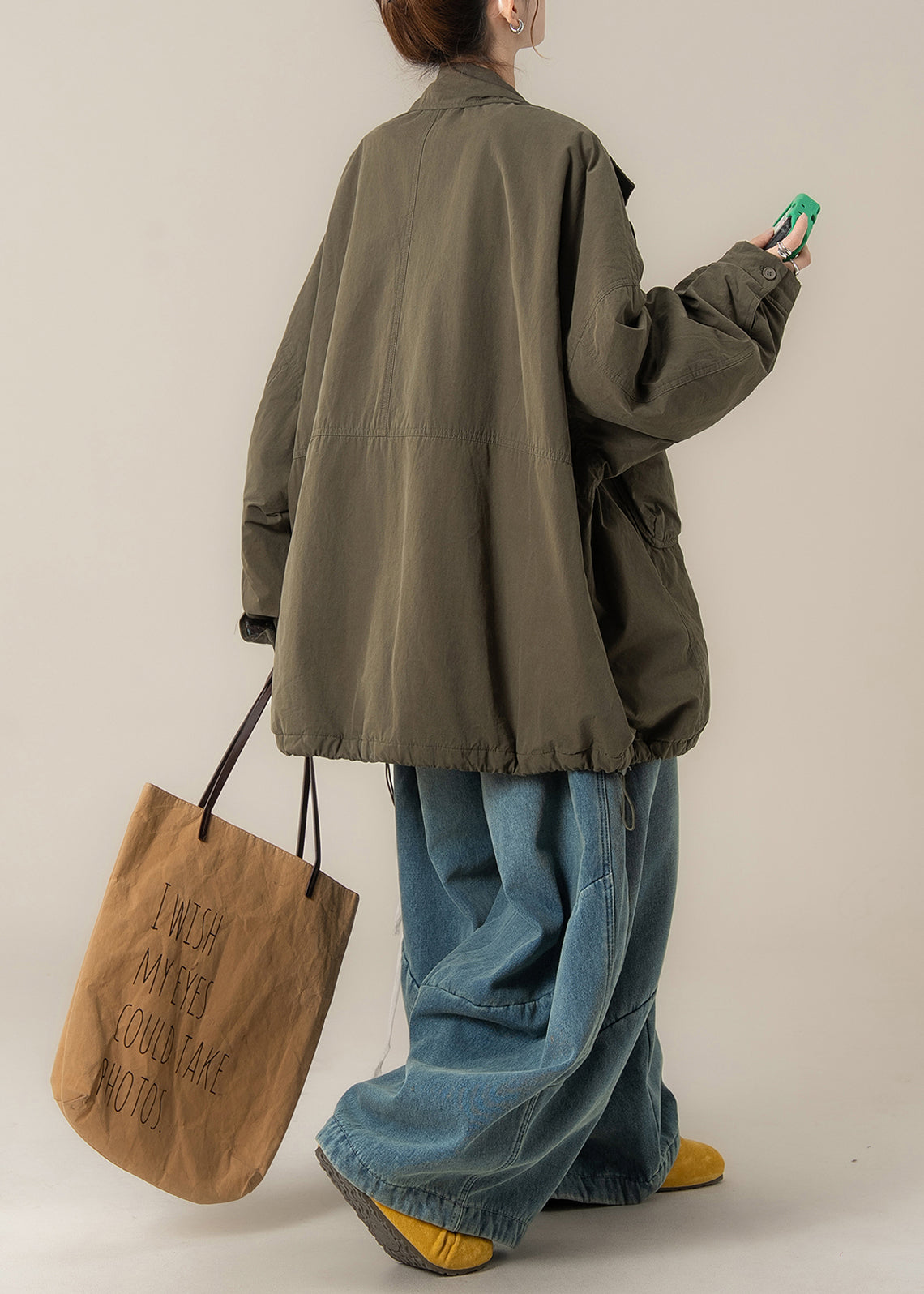 Effortlessly Elegant Jacket with a Timeless Design