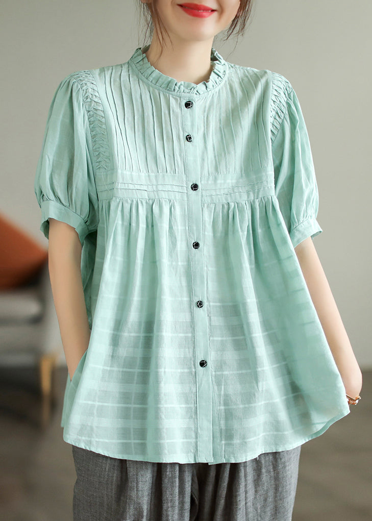 Well Tailored Blouse with a Graceful Silhouette