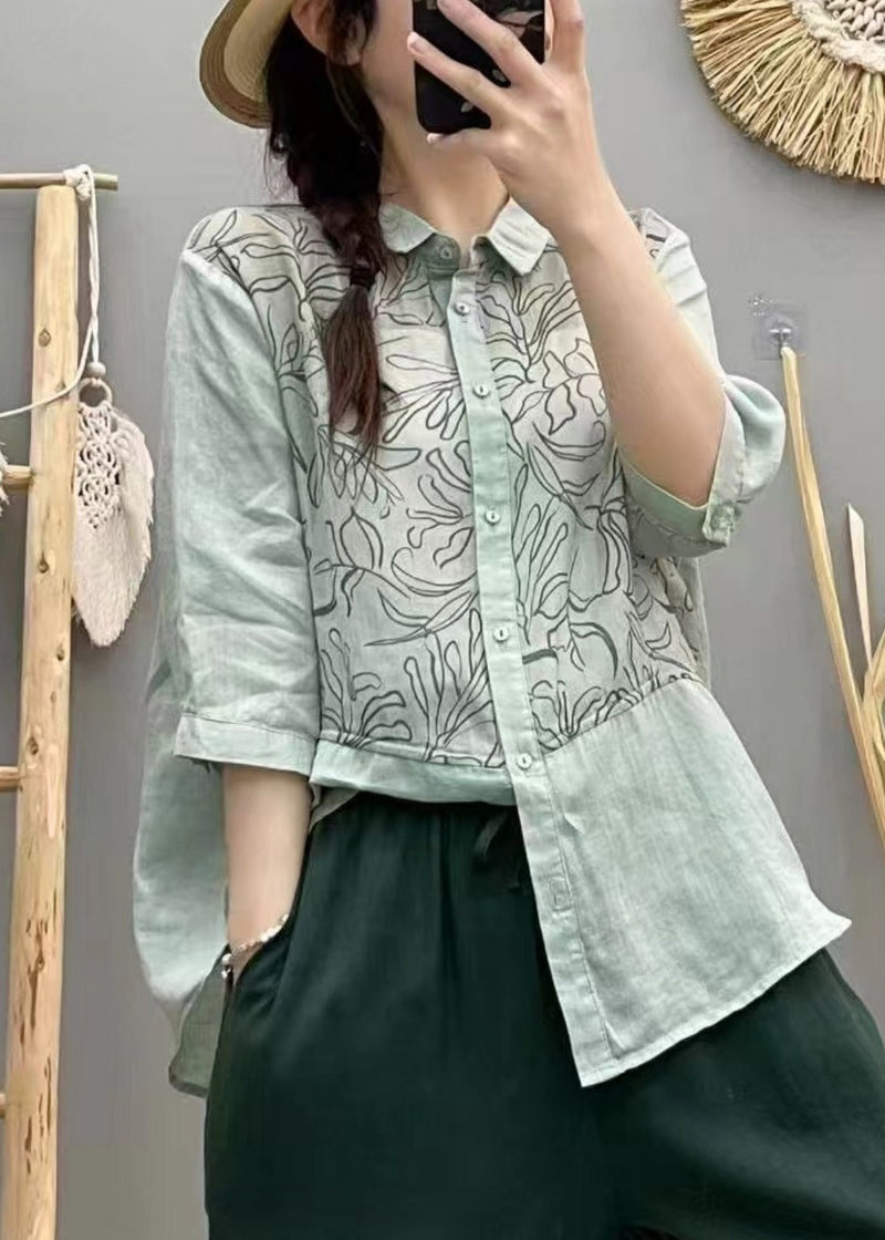 Effortlessly Elegant Top with a Timeless Design