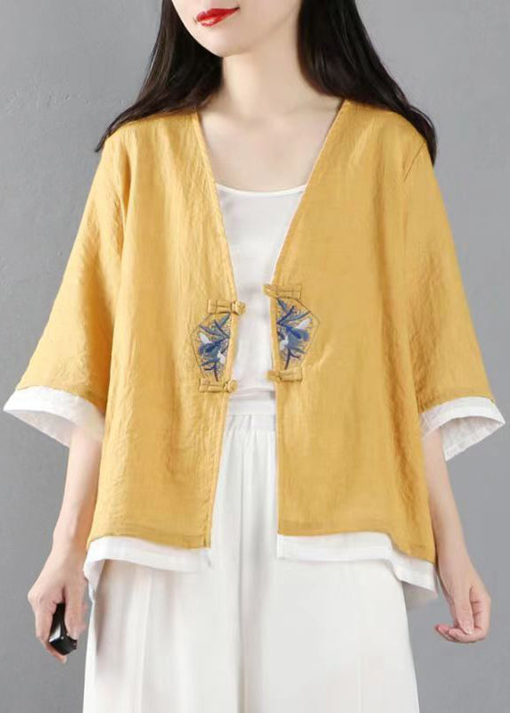 Effortlessly Elegant Coat with a Timeless Design