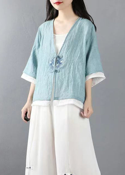 Effortlessly Elegant Coat with a Timeless Design