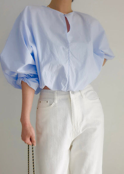 Effortlessly Elegant Shirt with a Timeless Design